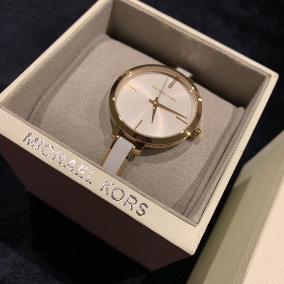 MICHAEL KORS Authentic ladies watch - Picture 2 of 15